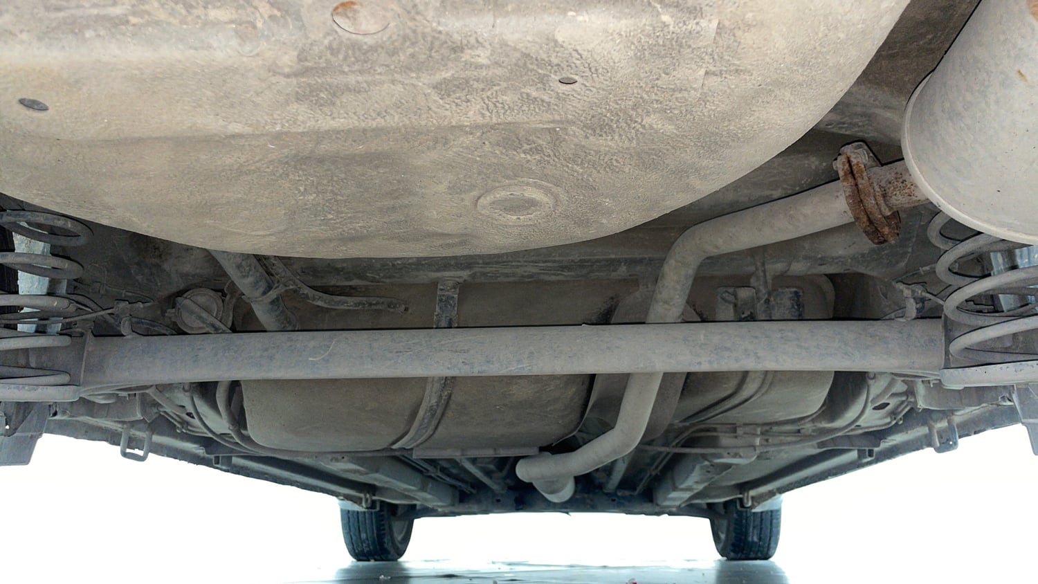 Used 2017 Maruti Suzuki Ciaz Alpha 1.4 MT Petrol Manual extra REAR UNDERBODY VIEW (TAKEN FROM REAR)