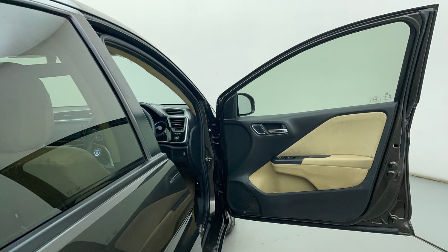 Used 2022 Honda City 4th Generation V Petrol Petrol Manual interior RIGHT FRONT DOOR OPEN VIEW
