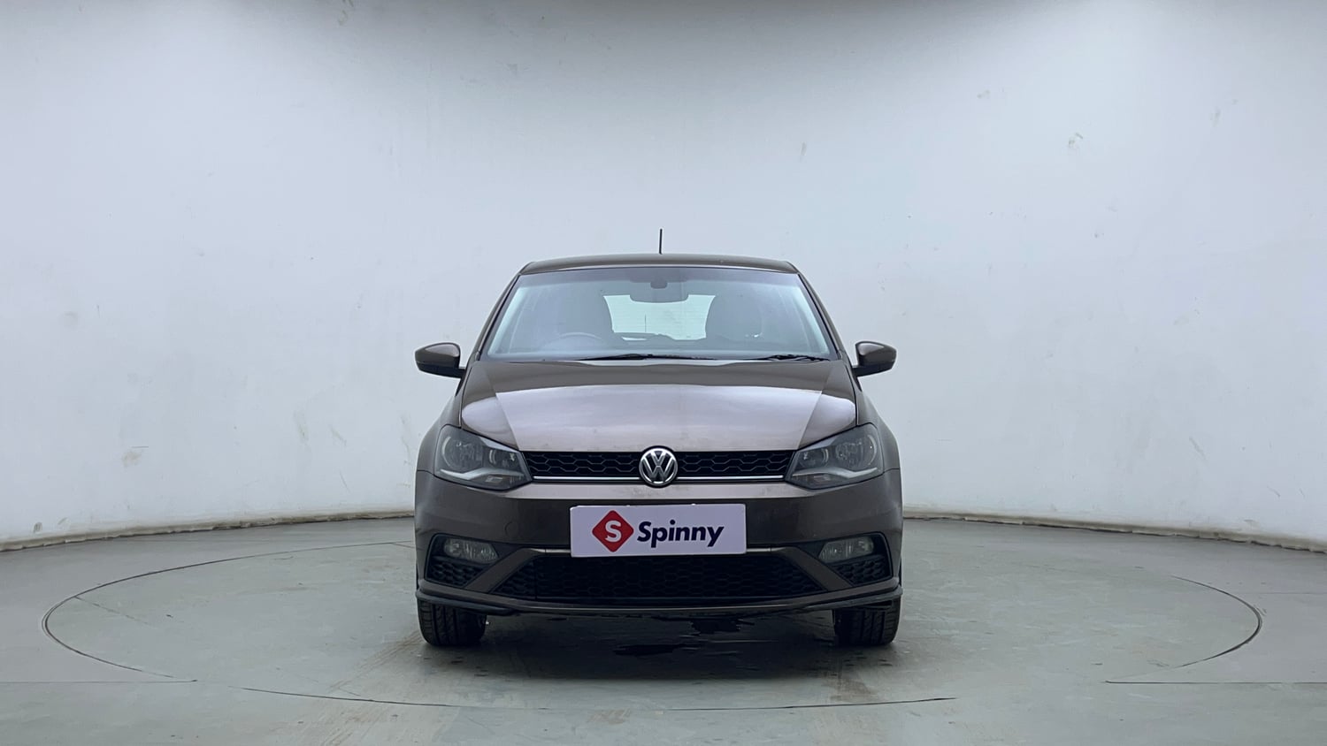 Used 2021 Volkswagen Polo Highline Plus 1.0L TSI Petrol Manual exterior FRONT VIEW
