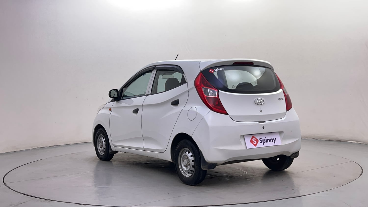 Used 2017 Hyundai Eon Era + Petrol Manual exterior LEFT REAR CORNER VIEW