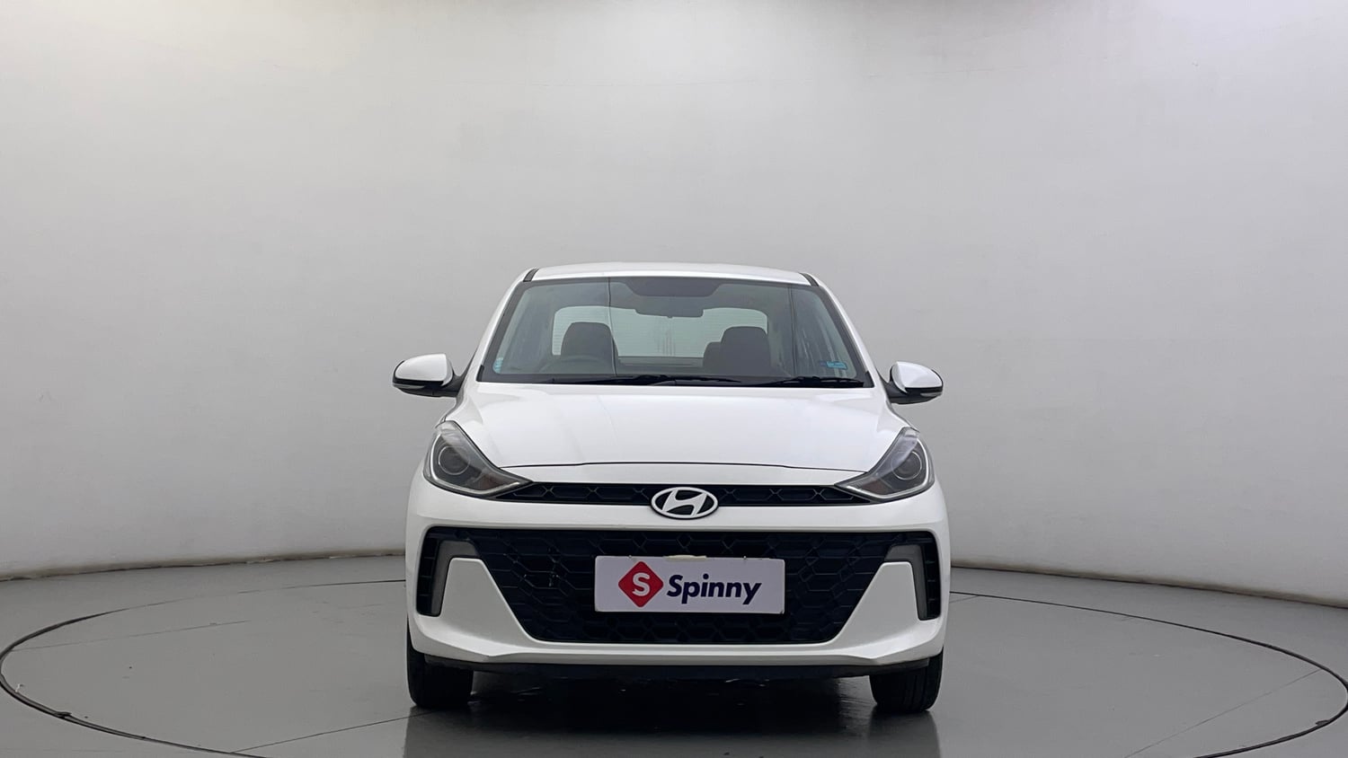 Used 2024 Hyundai Aura SX 1.2 (O) Petrol Petrol Manual exterior FRONT VIEW