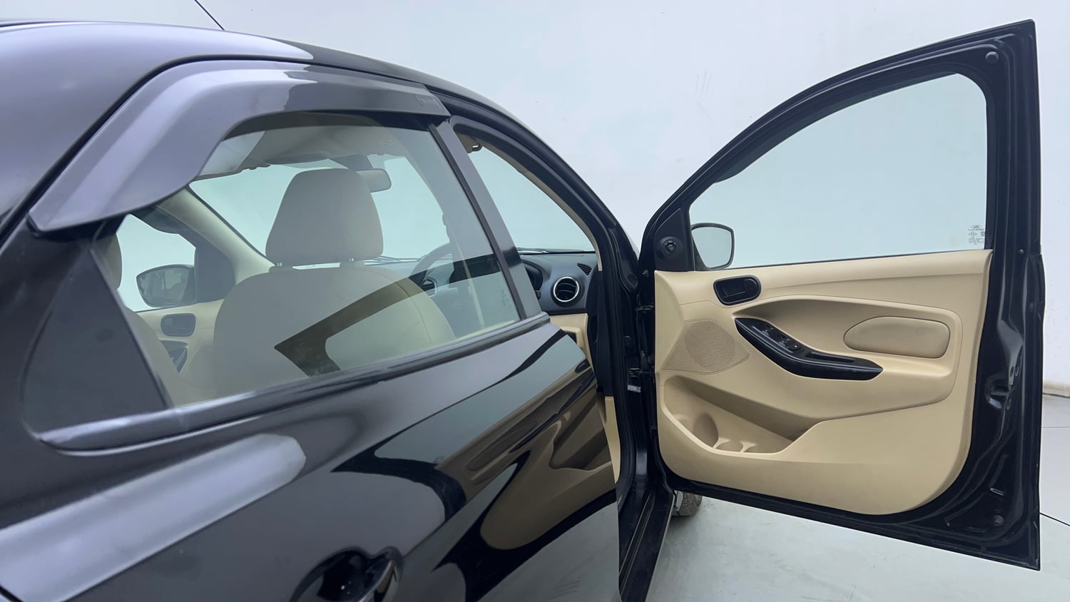 Used 2017 Ford Figo Aspire Titanium 1.2 Ti-VCT Petrol Manual interior RIGHT FRONT DOOR OPEN VIEW