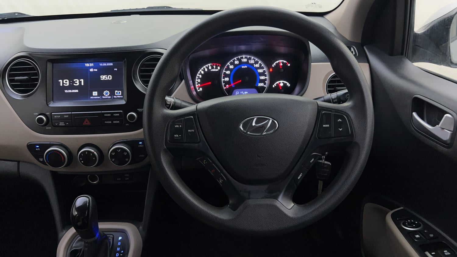 Used 2018 Hyundai Grand i10 Sportz AT 1.2 Kappa VTVT Petrol Automatic interior STEERING VIEW