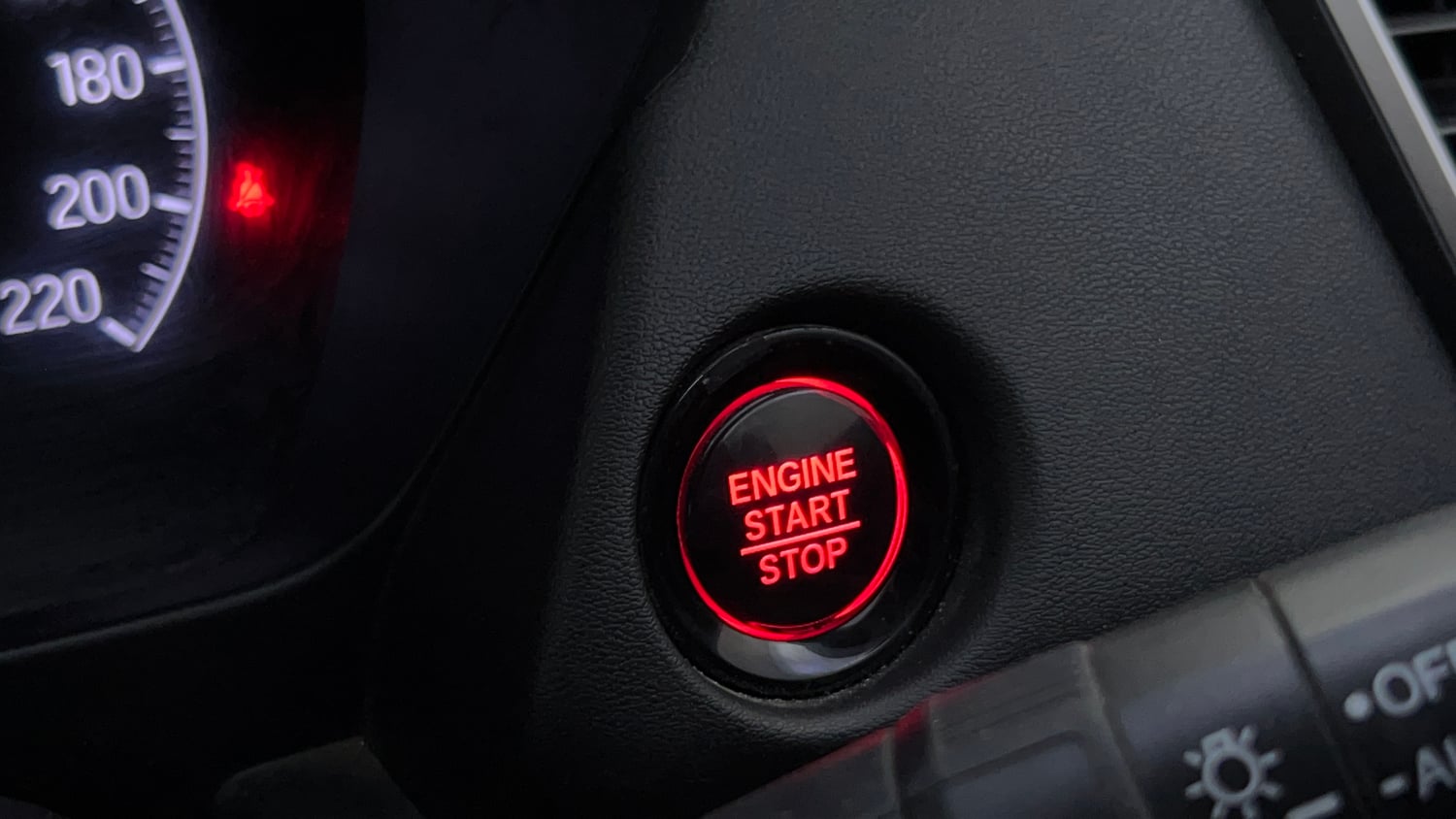 Used 2021 Honda City VX CVT Petrol Petrol Automatic top_features Keyless start