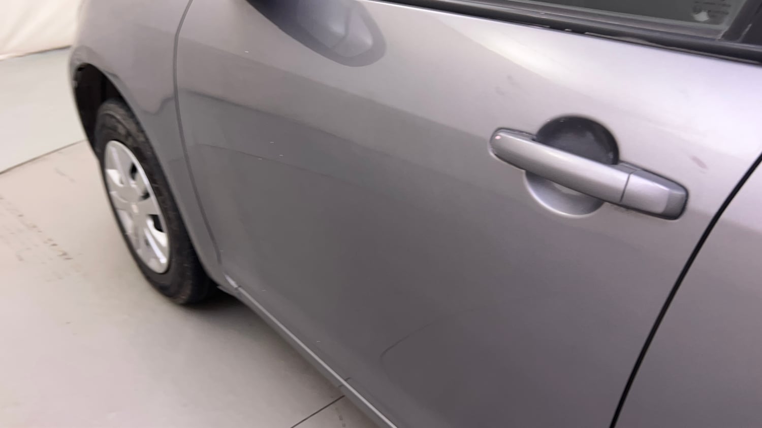 Used 2014 Maruti Suzuki Swift VXi Petrol Manual dents MINOR SCRATCH