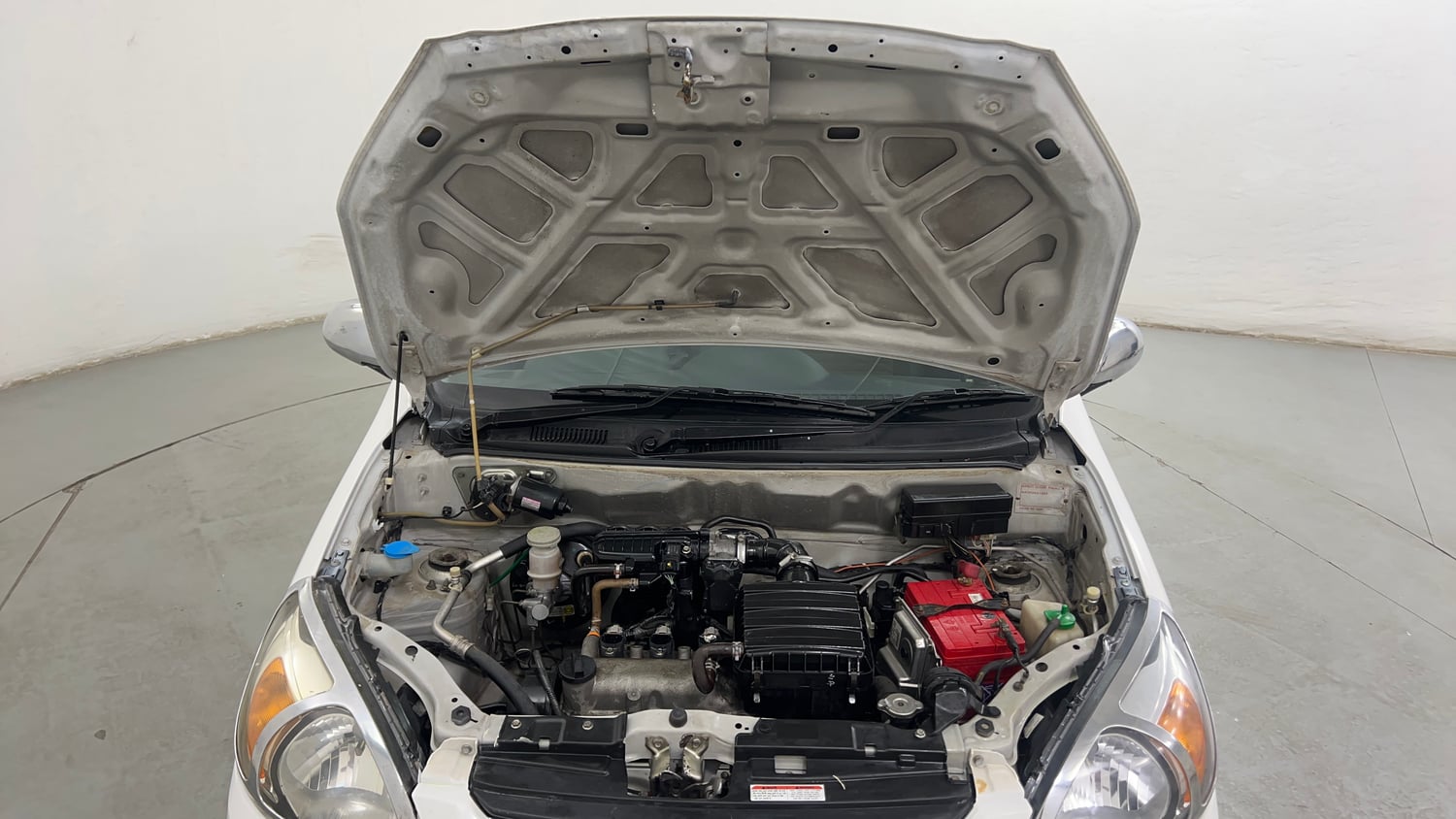 Used 2016 Maruti Suzuki Alto 800 VXi Petrol Manual engine ENGINE & BONNET OPEN FRONT VIEW