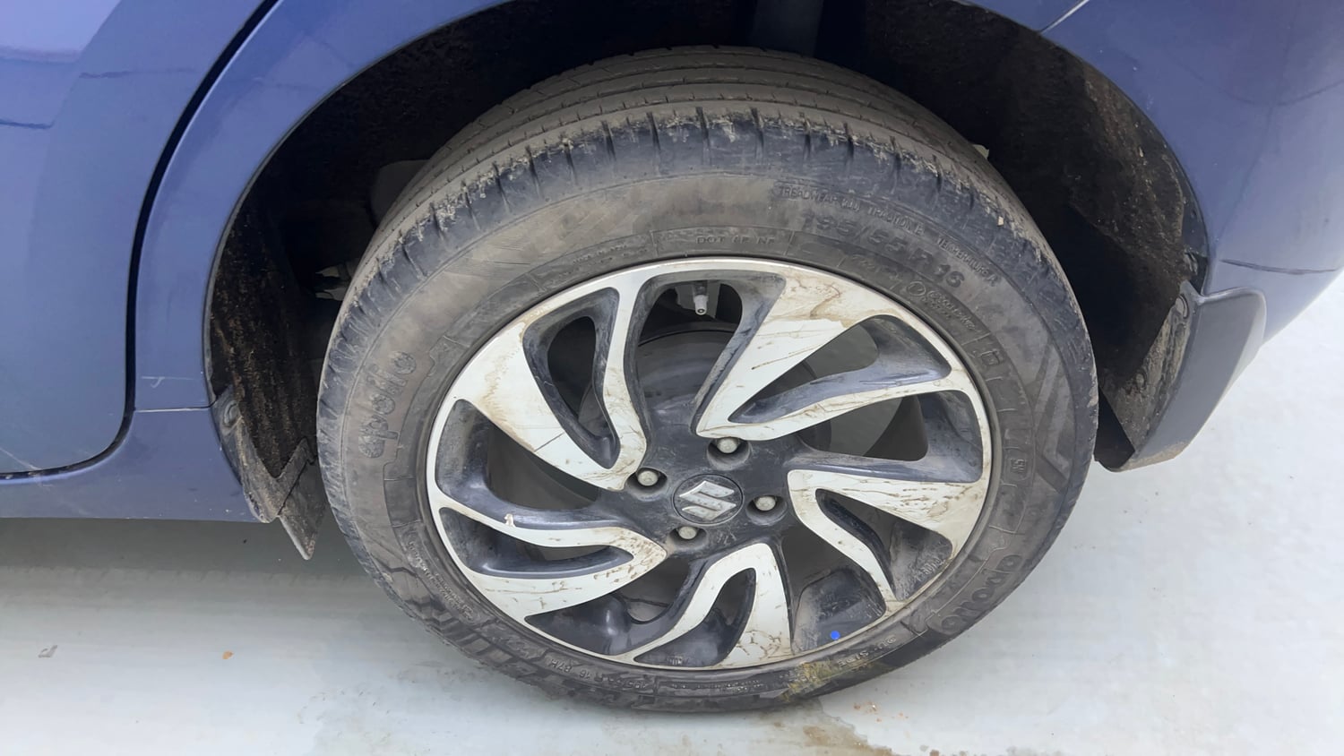 Used 2022 Maruti Suzuki Baleno Zeta Petrol Manual tyres LEFT REAR TYRE RIM VIEW
