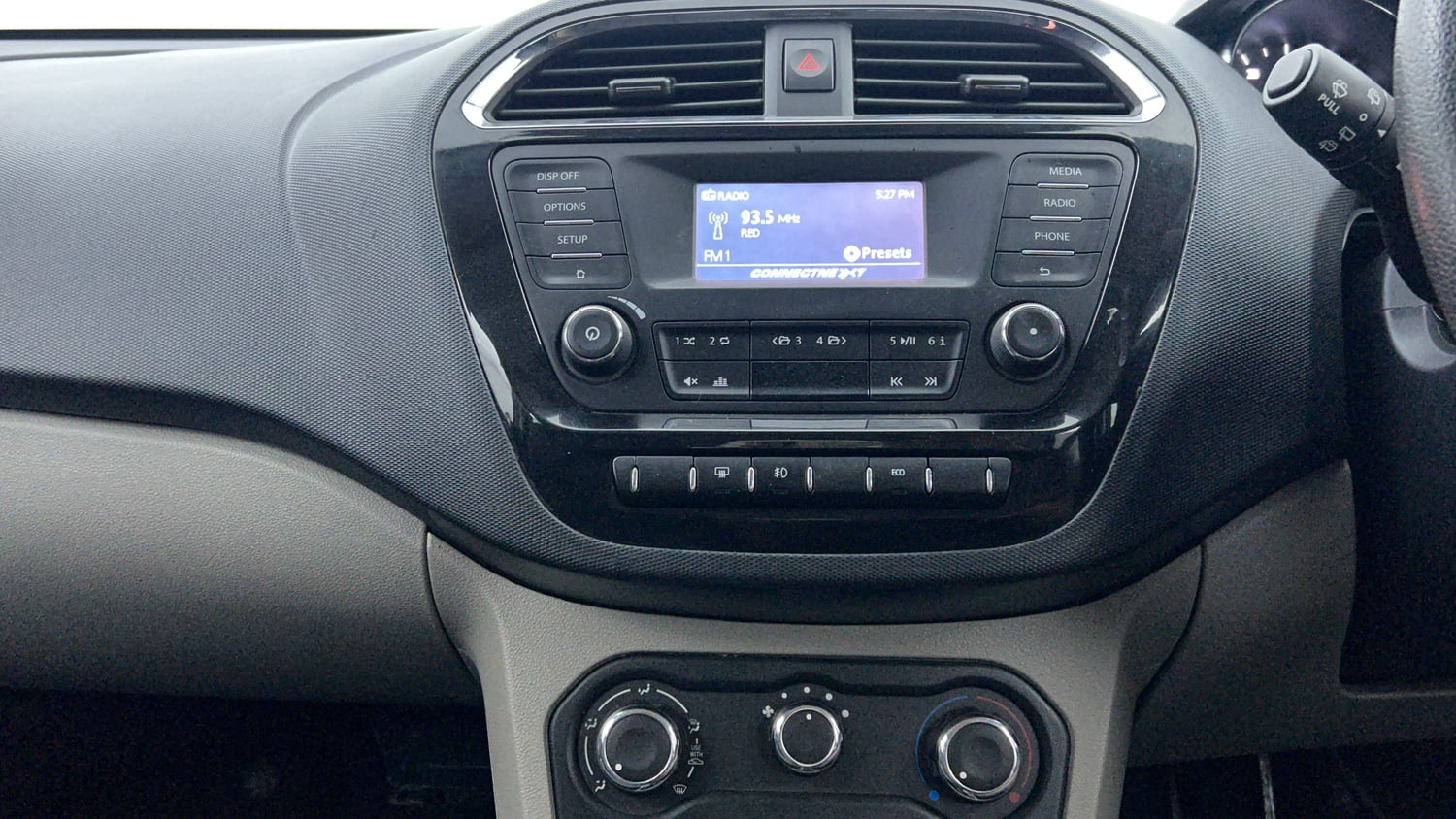 Used 2019 Tata Tiago Revotron XZ w/o Alloy Petrol Manual interior MUSIC SYSTEM & AC CONTROL VIEW