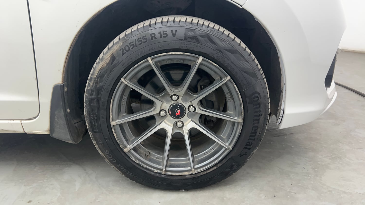 Used 2020 Honda Jazz ZX Petrol Manual tyres RIGHT FRONT TYRE RIM VIEW
