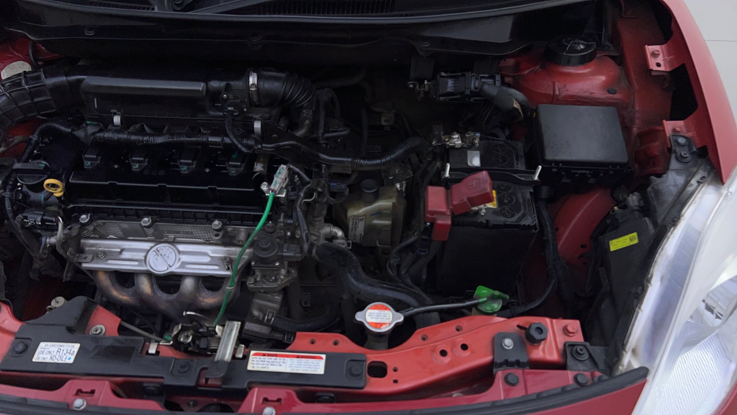 Used 2022 Maruti Suzuki Dzire ZXi AGS Petrol Automatic engine ENGINE LEFT SIDE VIEW