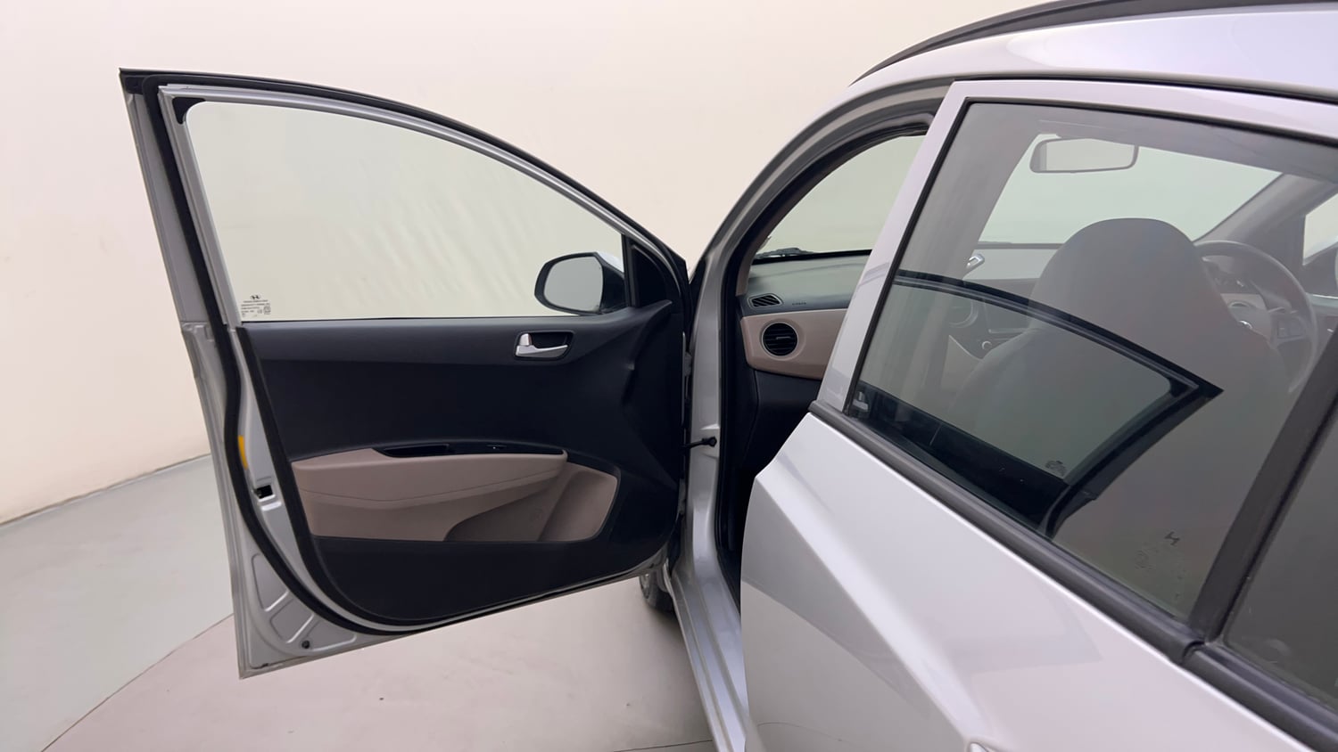 Used 2018 Hyundai Grand i10 Sportz AT 1.2 Kappa VTVT Petrol Automatic interior LEFT FRONT DOOR OPEN VIEW