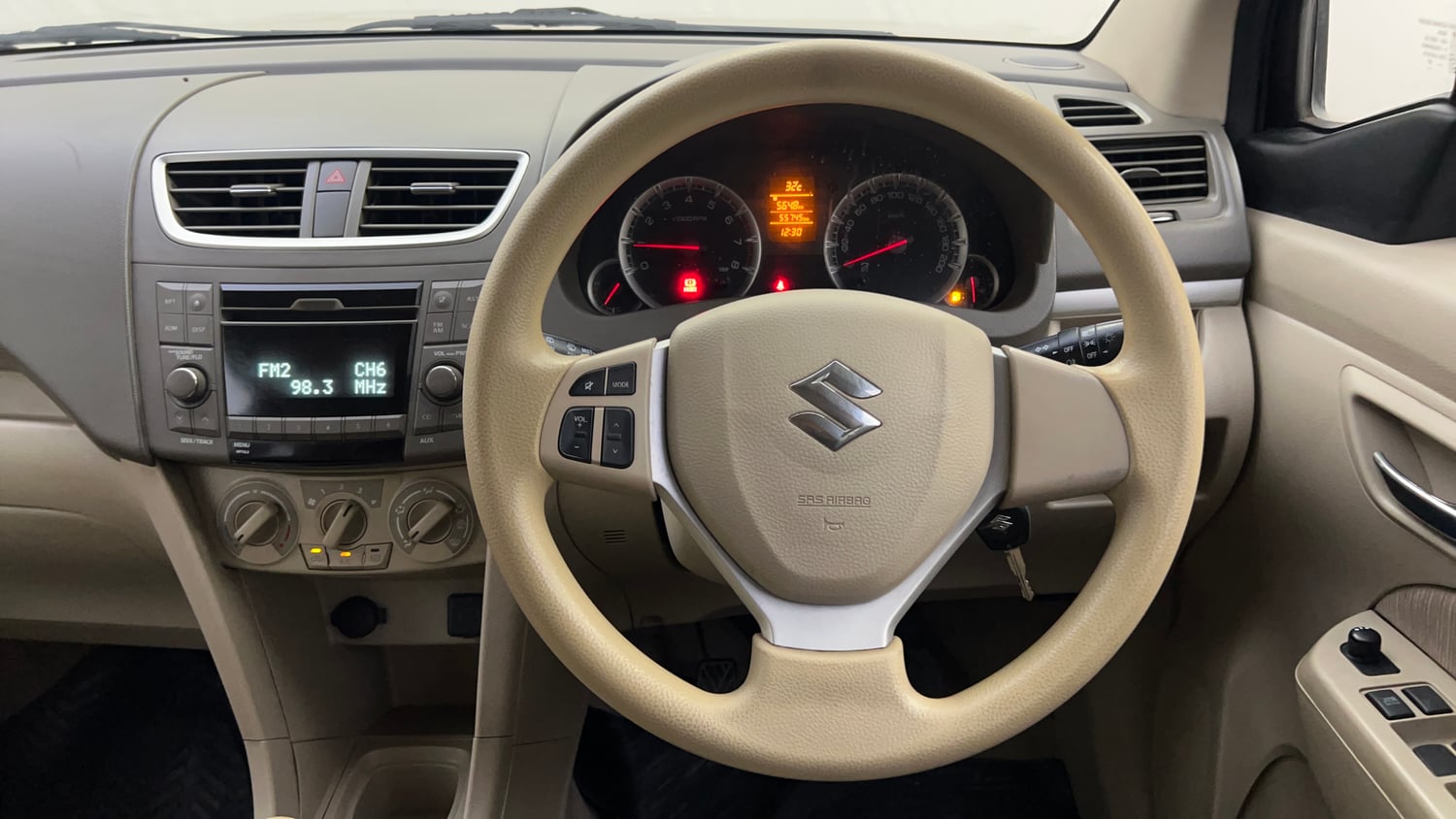 Used 2015 Maruti Suzuki Ertiga ZXi Petrol Manual interior STEERING VIEW