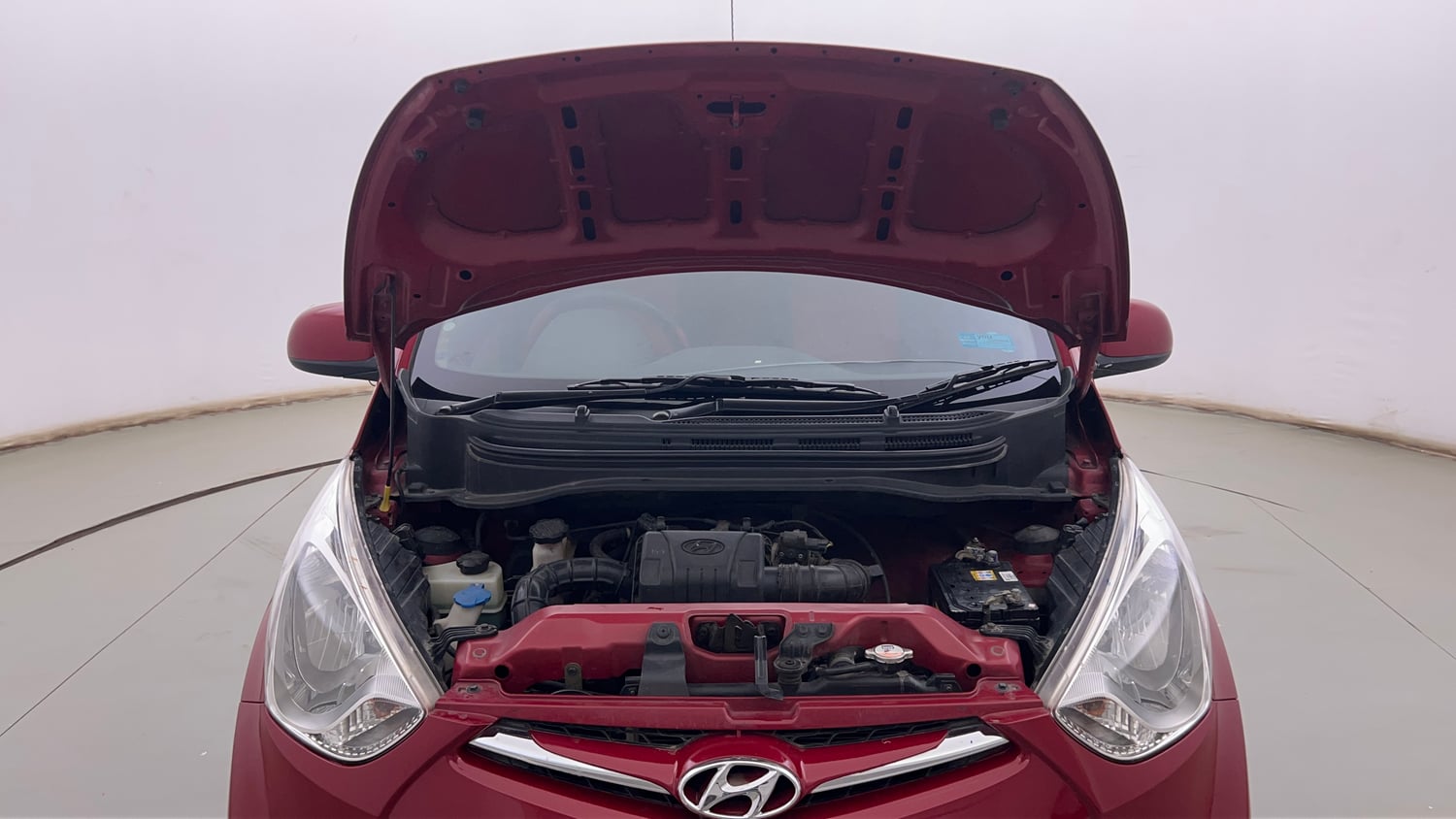Used 2017 Hyundai Eon Sportz Petrol Manual engine ENGINE & BONNET OPEN FRONT VIEW