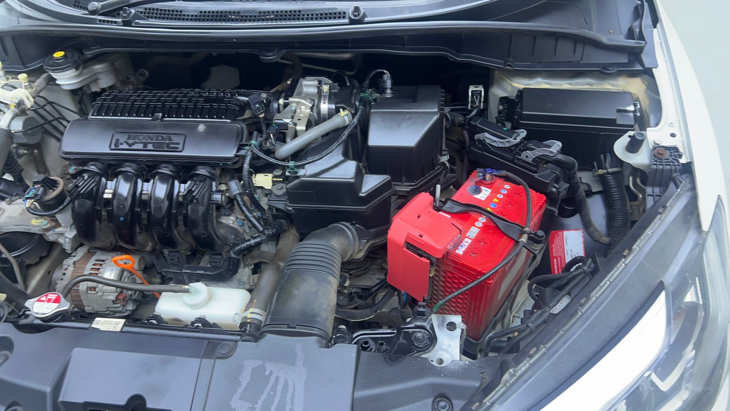 Used 2017 Honda City V CVT Petrol Petrol Automatic engine ENGINE LEFT SIDE VIEW