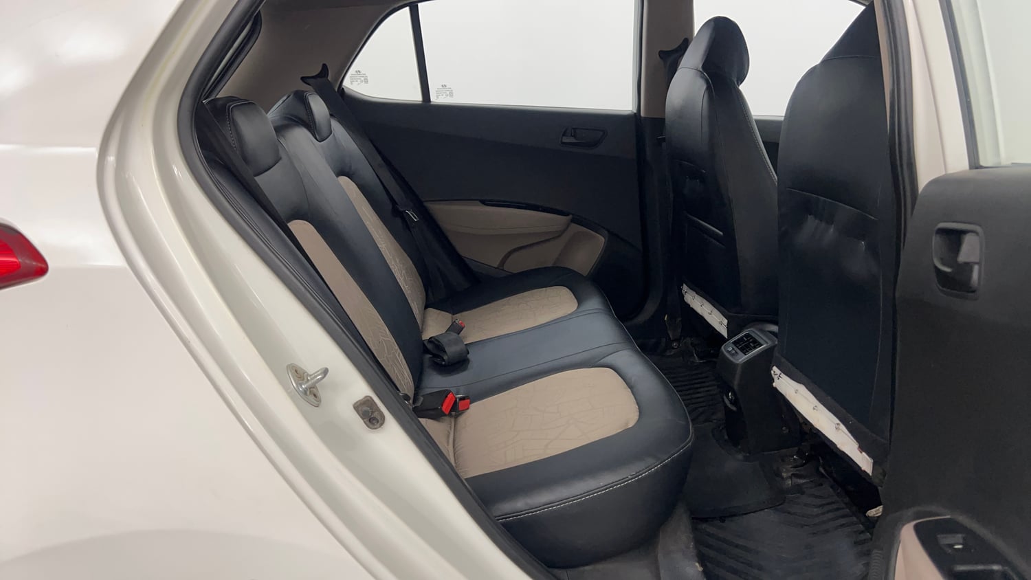 Used 2018 Hyundai Grand i10 Magna AT 1.2 Kappa VTVT Petrol Automatic interior RIGHT SIDE REAR DOOR CABIN VIEW