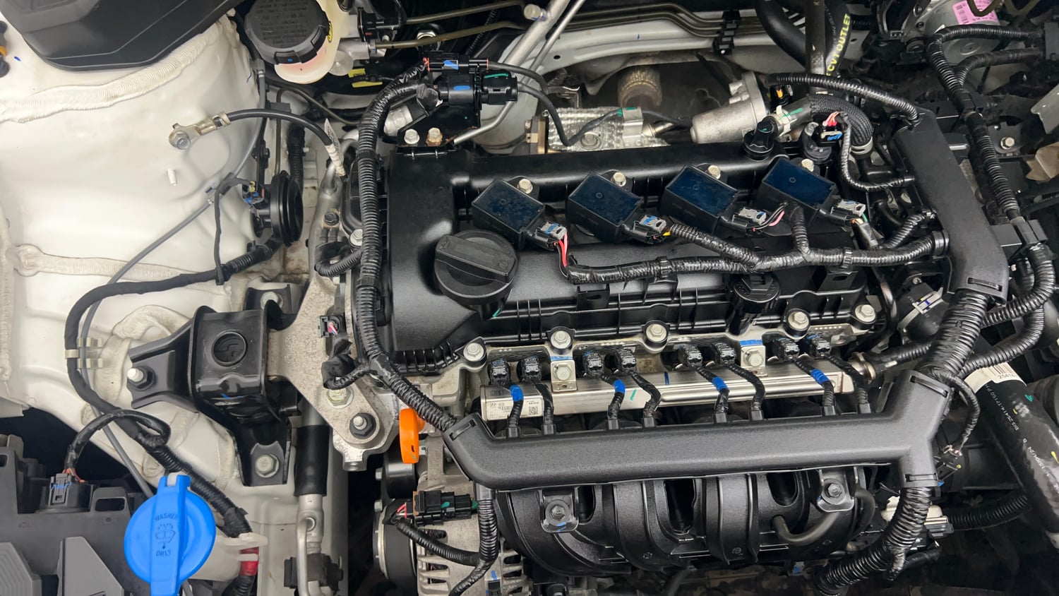 Used 2024 Hyundai New i20 Asta (O) 1.2 IVT Petrol Automatic engine ENGINE RIGHT SIDE VIEW