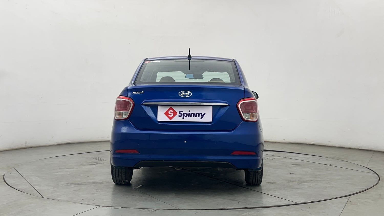Used 2015 Hyundai Xcent S 1.2 (O) Petrol Manual exterior BACK VIEW