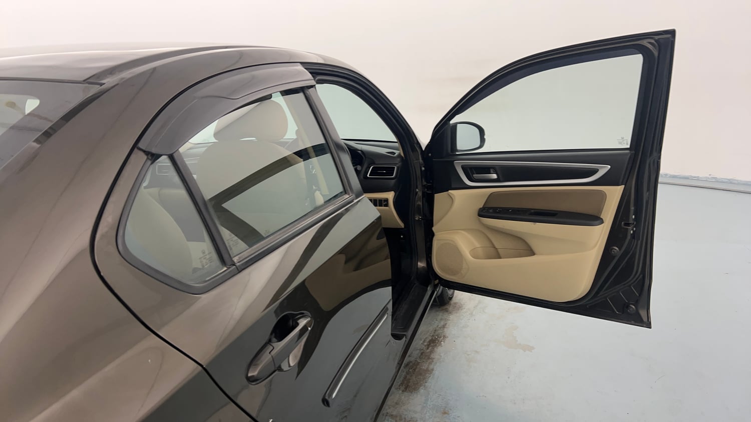 Used 2024 honda Amaze 2nd Generation S 1.2 Petrol CVT Petrol Automatic interior RIGHT FRONT DOOR OPEN VIEW