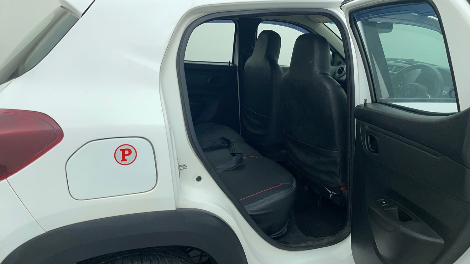 Used 2021 Renault Kwid RXT 1.0 Opt Petrol Manual interior RIGHT SIDE REAR DOOR CABIN VIEW