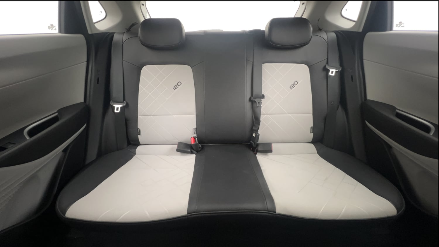 Used 2024 Hyundai New i20 Asta (O) 1.2 IVT Petrol Automatic interior REAR SEAT CONDITION VIEW