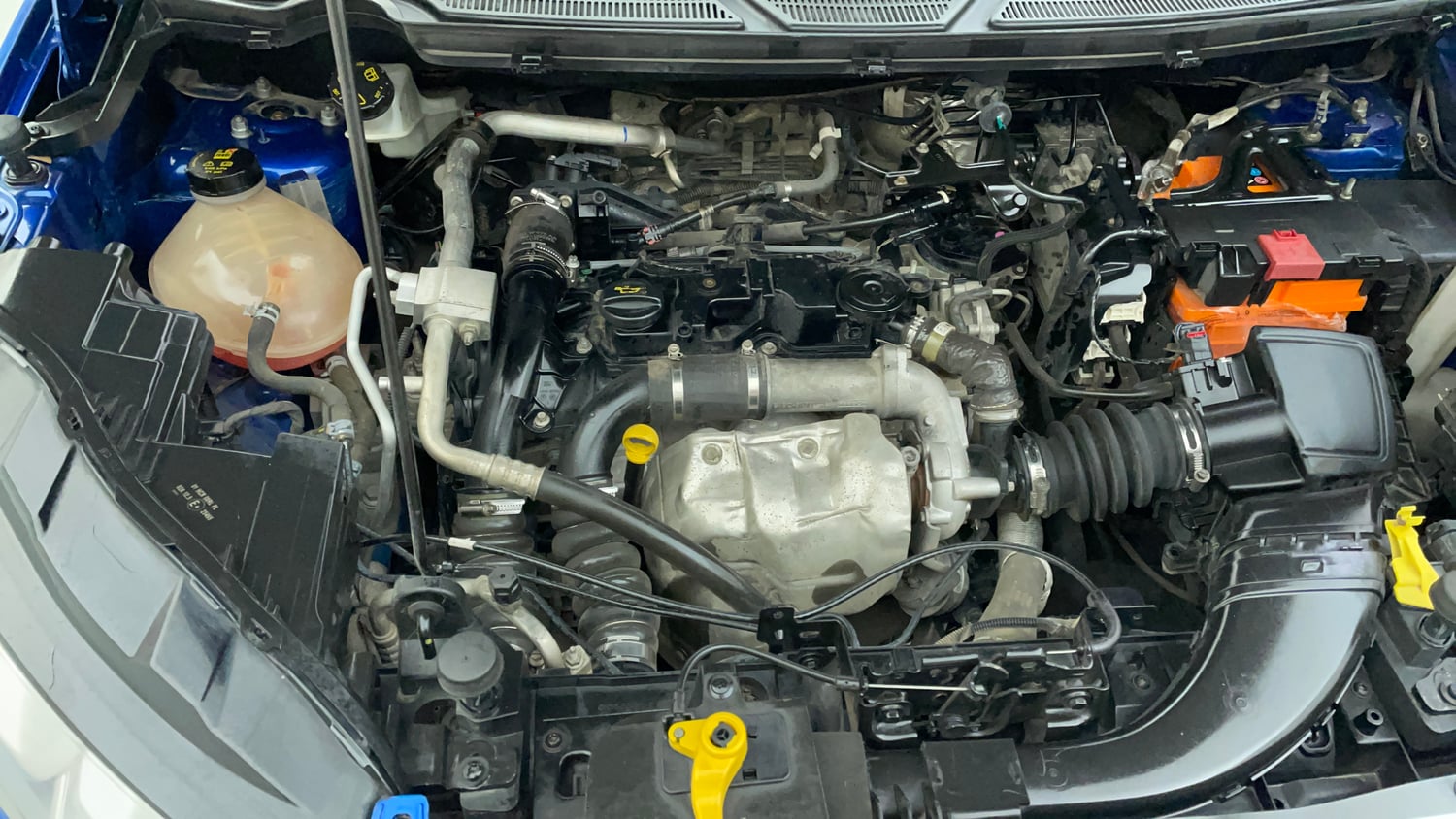 Used 2017 Ford EcoSport Titanium + 1.5L TDCi Diesel Manual engine ENGINE RIGHT SIDE VIEW
