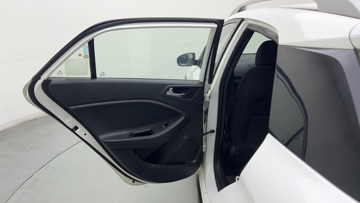 Used 2019 Hyundai i20 Active 1.2 SX Petrol Manual interior LEFT REAR DOOR OPEN VIEW