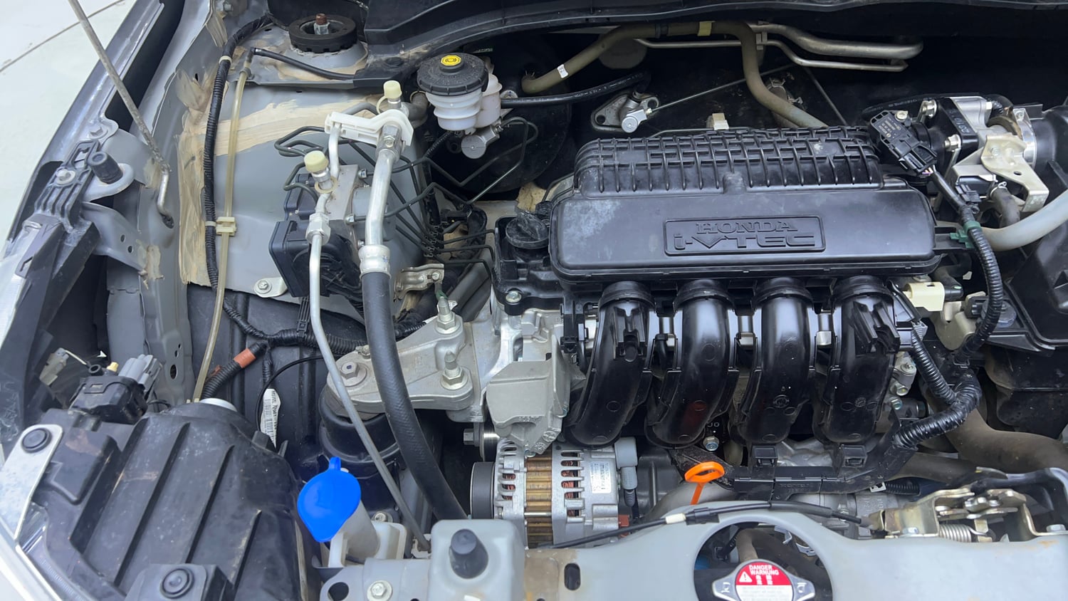 Used 2024 Honda Amaze S 1.2 Petrol MT Petrol Manual engine ENGINE RIGHT SIDE VIEW