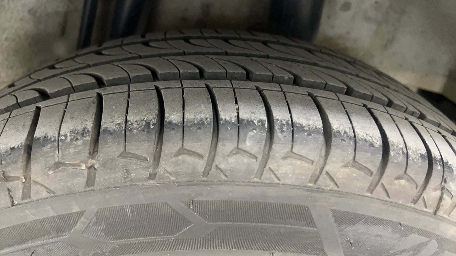 Used 2016 Honda Jazz VX Petrol Petrol Manual tyres LEFT REAR TYRE TREAD VIEW