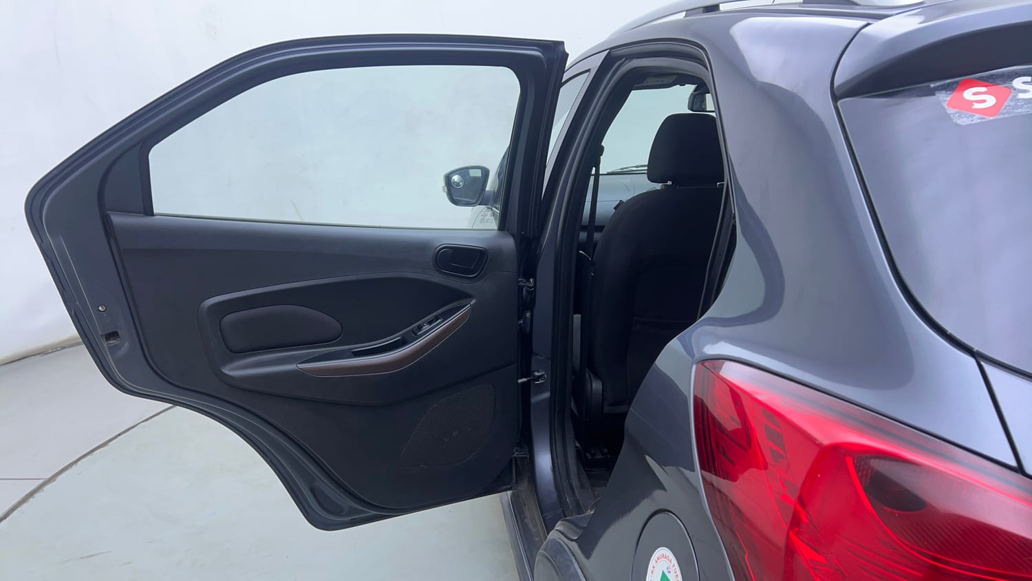 Used 2020 Ford Freestyle Titanium Plus 1.2 Ti-VCT Petrol Manual interior LEFT REAR DOOR OPEN VIEW