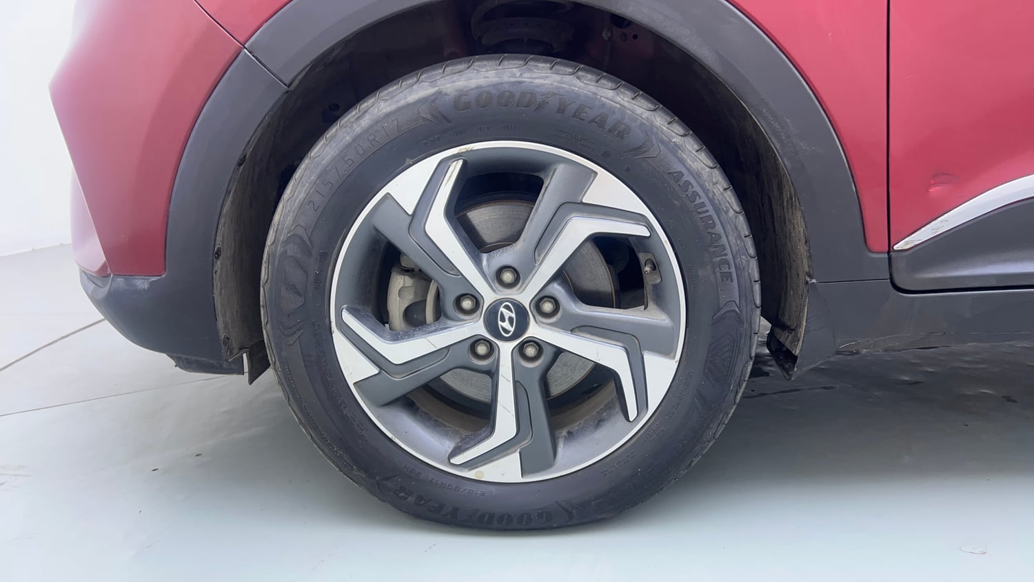 Used 2019 Hyundai Creta SX 1.6 AT Petrol Petrol Automatic tyres LEFT FRONT TYRE RIM VIEW