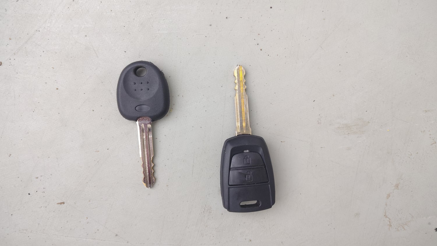 Used 2019 Hyundai Santro Sportz AMT Petrol Automatic extra CAR KEY VIEW