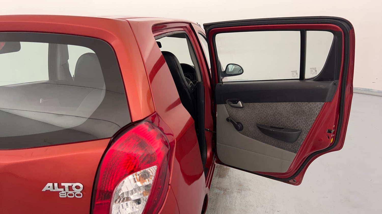 Used 2017 Maruti Suzuki Alto 800 VXi Petrol Manual interior RIGHT REAR DOOR OPEN VIEW