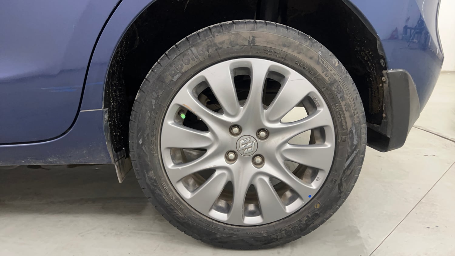 Used 2018 Maruti Suzuki Baleno Alpha 1.2 AT Petrol Automatic tyres LEFT REAR TYRE RIM VIEW