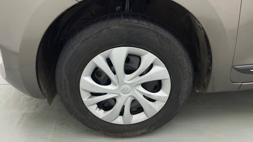Used 2022 Maruti Suzuki Swift VXi AMT Petrol Automatic tyres LEFT FRONT TYRE RIM VIEW