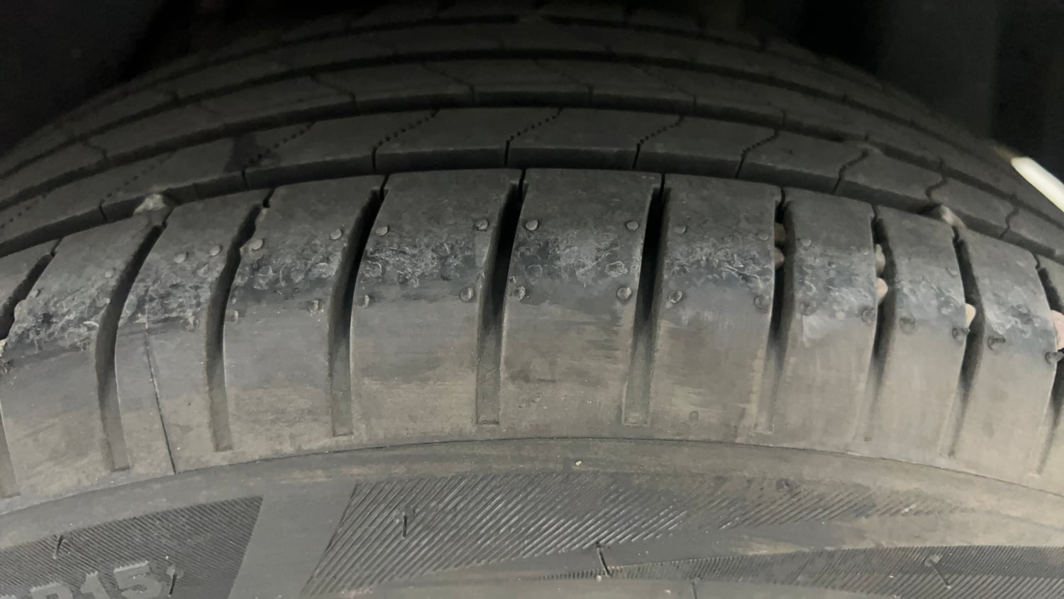 Used 2018 Ford Freestyle Titanium Plus 1.2 Ti-VCT Petrol Manual tyres LEFT REAR TYRE TREAD VIEW