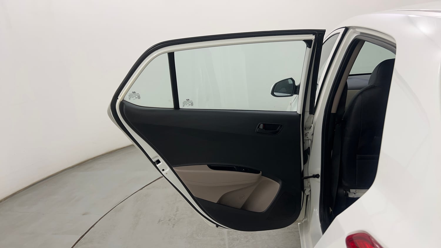 Used 2018 Hyundai Grand i10 Magna AT 1.2 Kappa VTVT Petrol Automatic interior LEFT REAR DOOR OPEN VIEW
