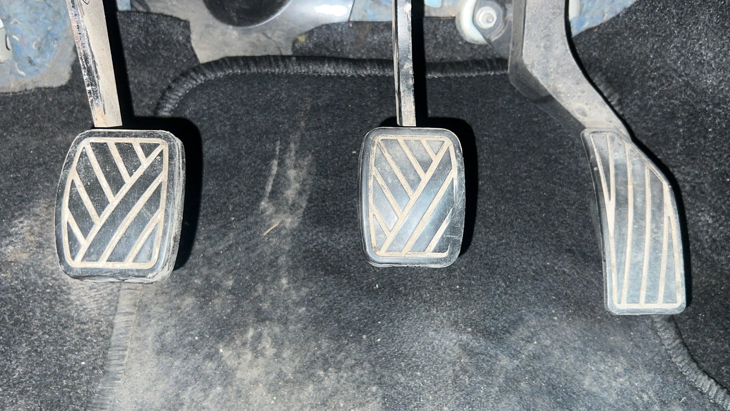 Used 2014 Maruti Suzuki Swift VXi Petrol Manual interior PEDALS VIEW