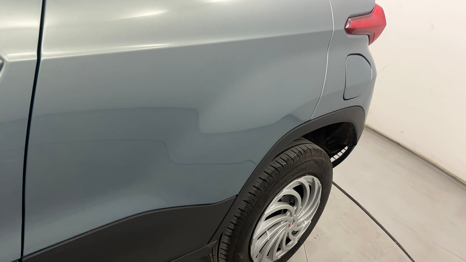 Used 2022 Tata Punch Accomplished AMT Petrol Automatic dents MINOR DENT
