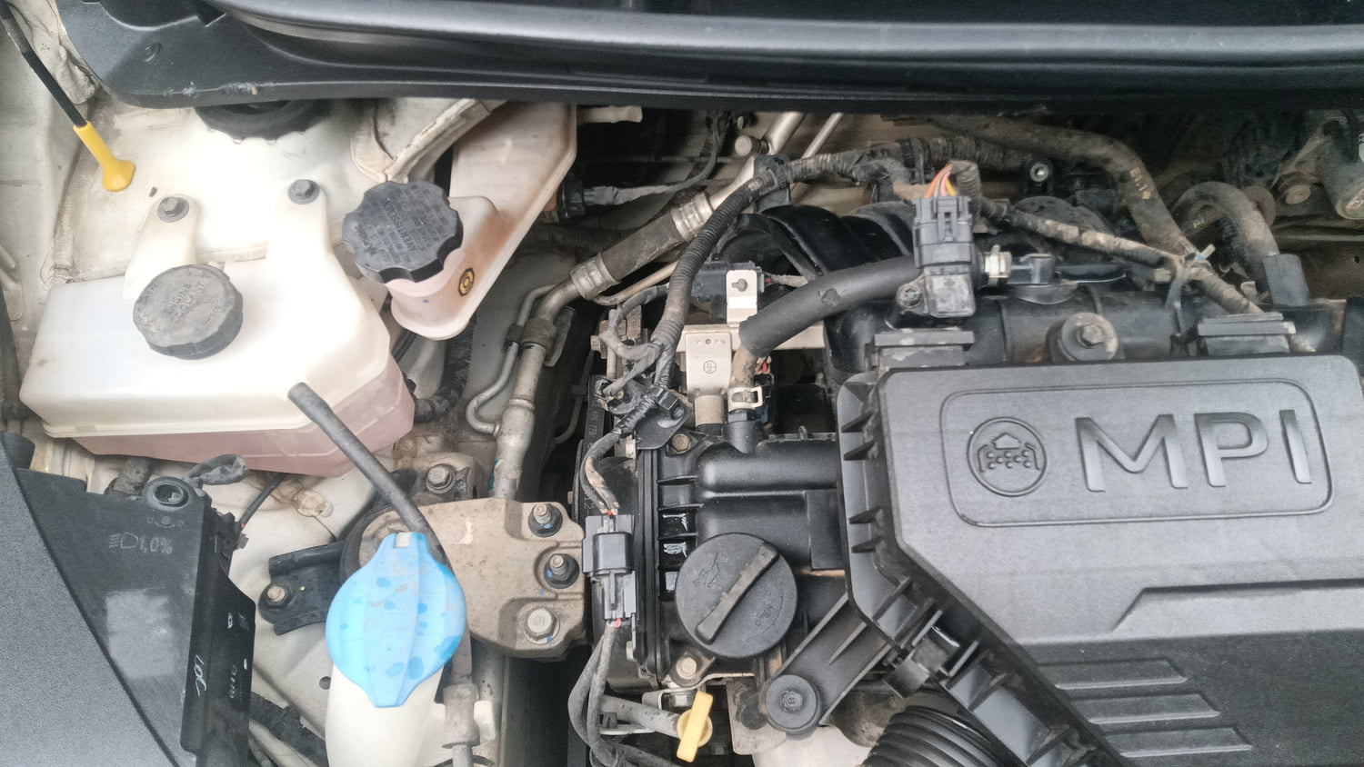 Used 2019 Hyundai Santro Sportz AMT Petrol Automatic engine ENGINE RIGHT SIDE VIEW
