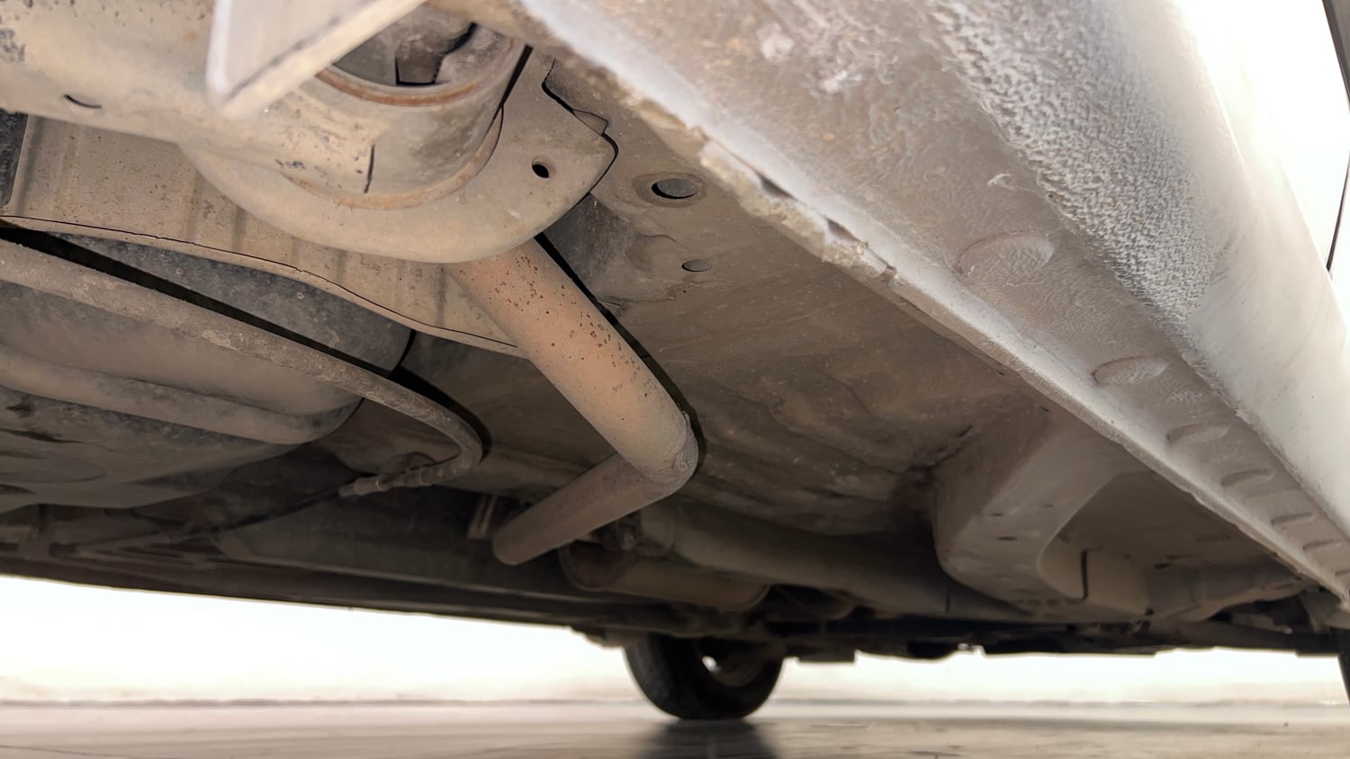 Used 2014 Honda Amaze 1.2 VX AT i-VTEC Petrol Automatic extra REAR RIGHT UNDERBODY VIEW