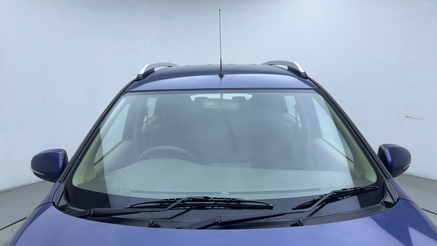 Used 2021 Maruti Suzuki New Ertiga VXi Petrol Manual exterior FRONT WINDSHIELD VIEW