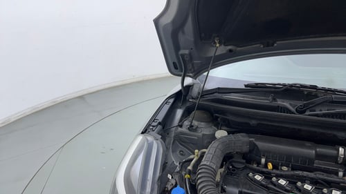 Used 2019 Maruti Suzuki Baleno Delta Petrol Manual engine ENGINE RIGHT SIDE HINGE & APRON VIEW
