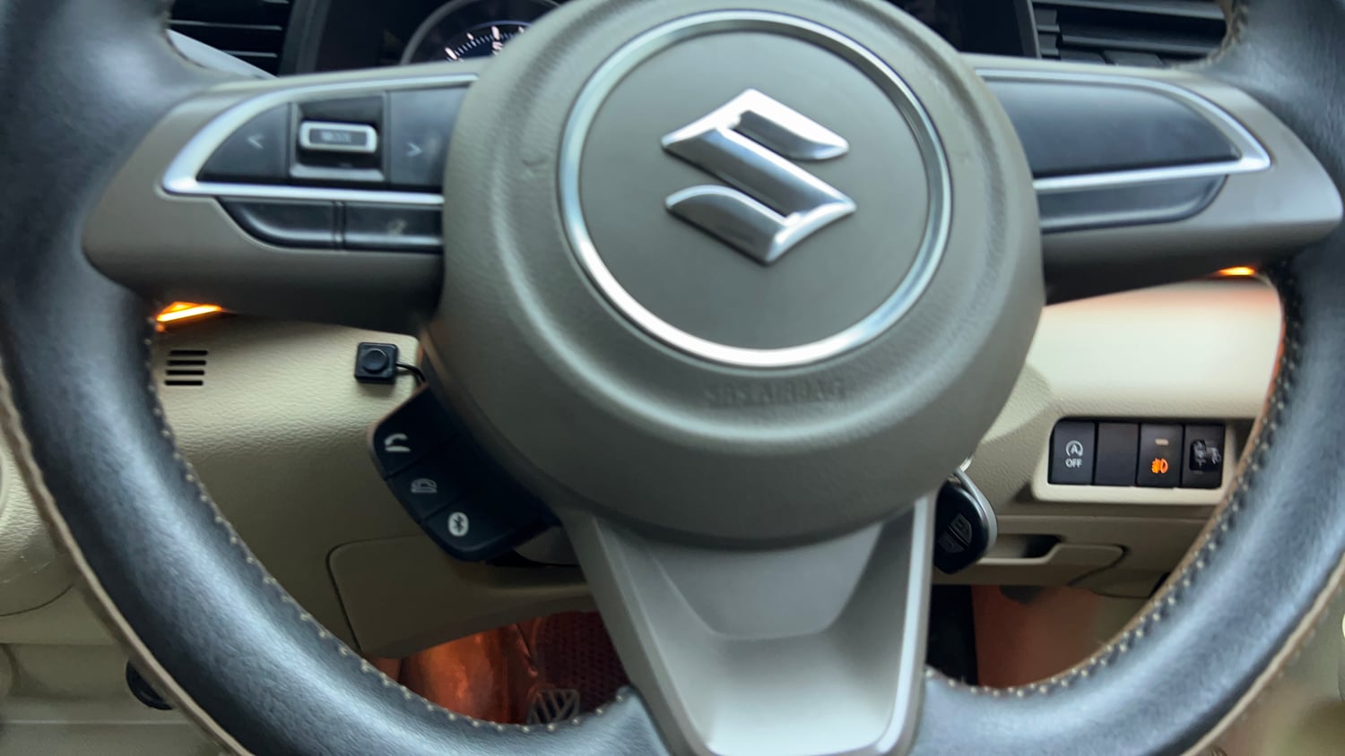 Used 2021 Maruti Suzuki New Ertiga VXi Petrol Manual top_features Airbags