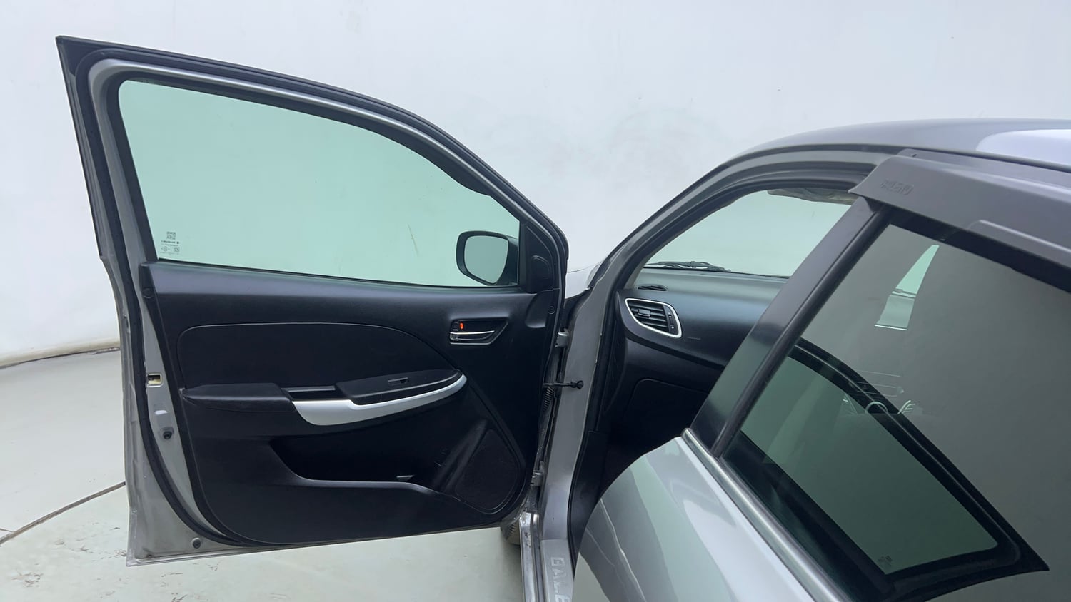Used 2015 Maruti Suzuki Baleno Alpha 1.2 Petrol Manual interior LEFT FRONT DOOR OPEN VIEW