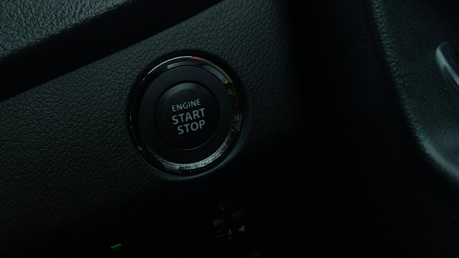 Used 2016 Maruti Suzuki Baleno Zeta 1.2 Petrol Manual top_features Keyless start