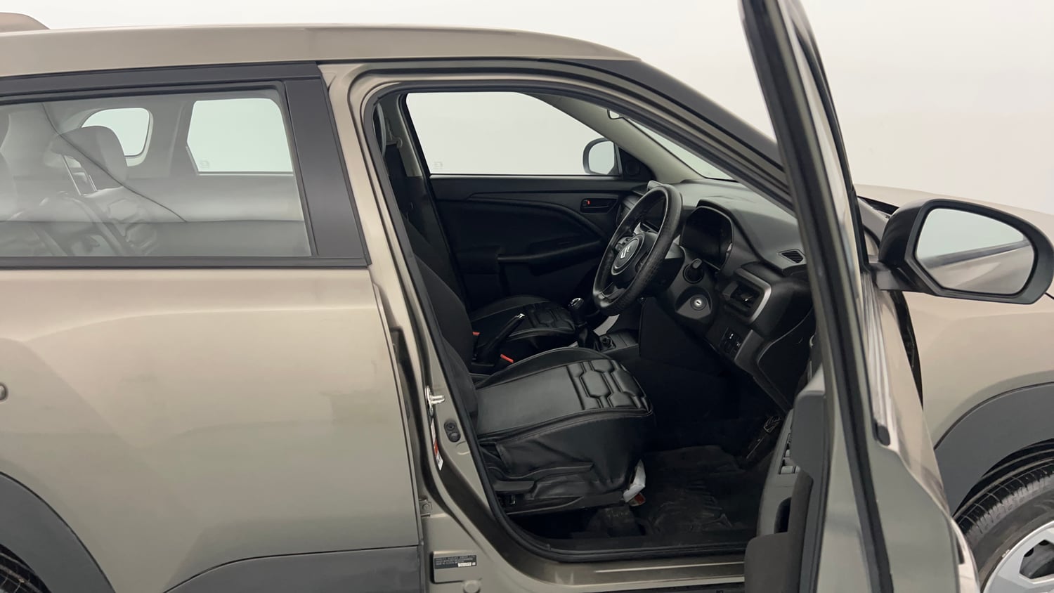 Used 2025 Maruti Suzuki Brezza VXi Petrol Manual interior RIGHT SIDE FRONT DOOR CABIN VIEW