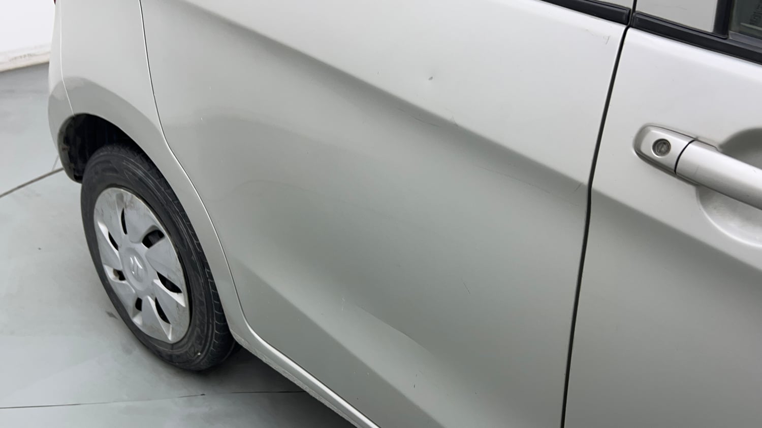 Used 2017 Maruti Suzuki Celerio ZXi Petrol Manual dents MINOR SCRATCH