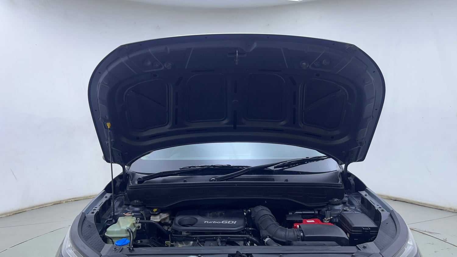 Used 2019 Hyundai Venue SX Plus 1.0 Turbo DCT Petrol Automatic engine ENGINE & BONNET OPEN FRONT VIEW