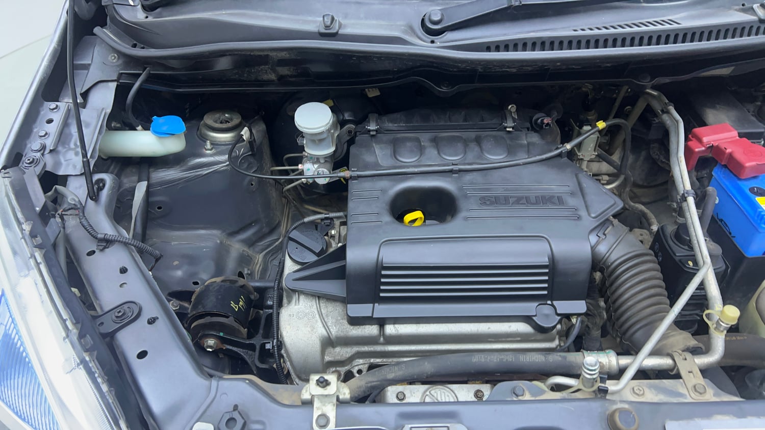 Used 2015 Maruti Suzuki Wagon R VXI Petrol Manual engine ENGINE RIGHT SIDE VIEW