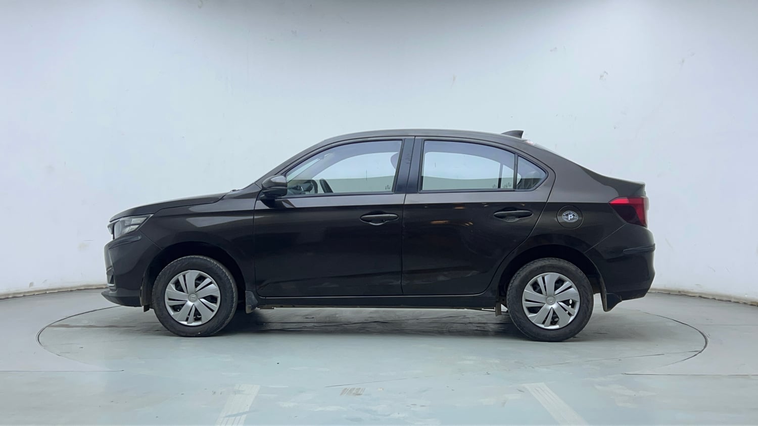 Used 2024 Honda Amaze S 1.2 Petrol MT Petrol Manual exterior LEFT SIDE VIEW